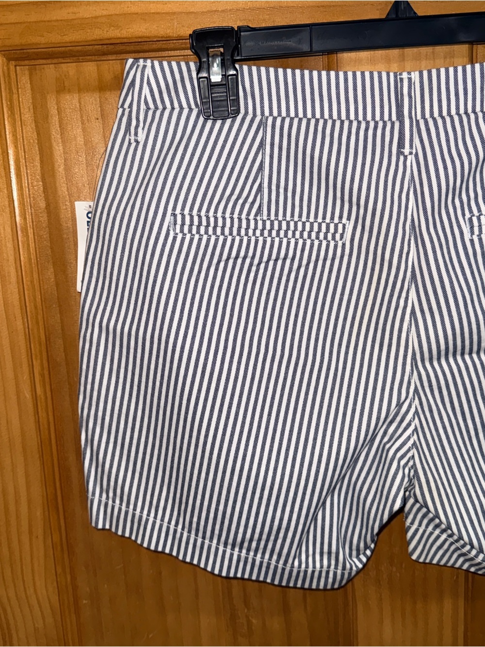 NWT Old Navy Women’s Bermuda Striped Shorts - Navy & White-8 - Picture 7 of 10